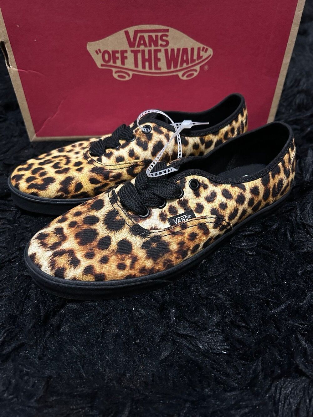 VANS off the wall leopard animal print lace up shoes sneakers women's 7.5 new